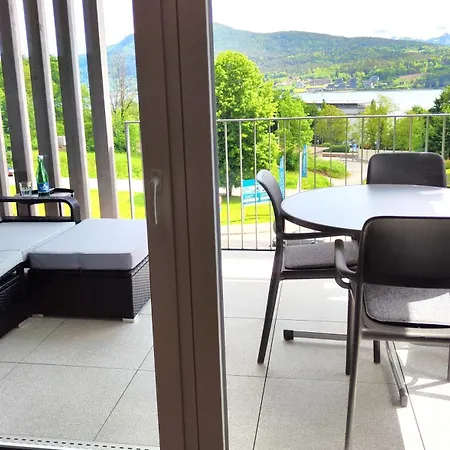 Woerthersee - 44 アパート *